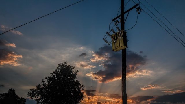 हरियाणा में बिजली कर्मचारियों की हड़ताल, कई जिलों में बत्ती गुल