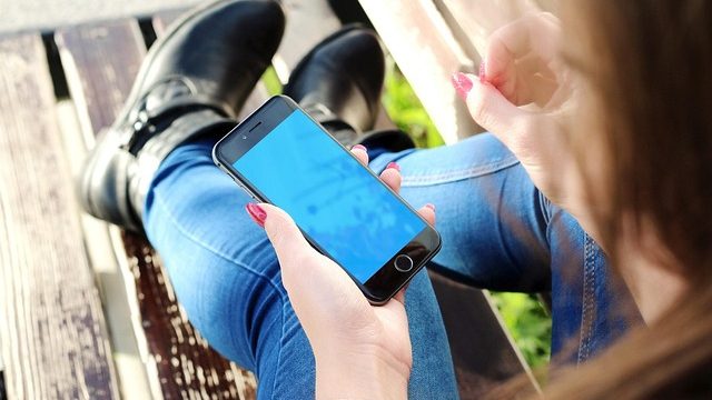 मोबाइल ग्राहक 136 करोड़ के पार, सितंबर में 72 लाख नए कनेक्शन जुड़े