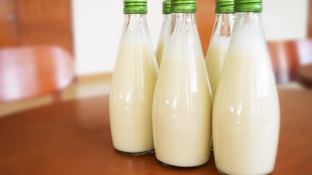कर्नाटक में नंदिनी दूध 8 रुपये प्रति लीटर महंगा, 1 नवंबर से नई दरें